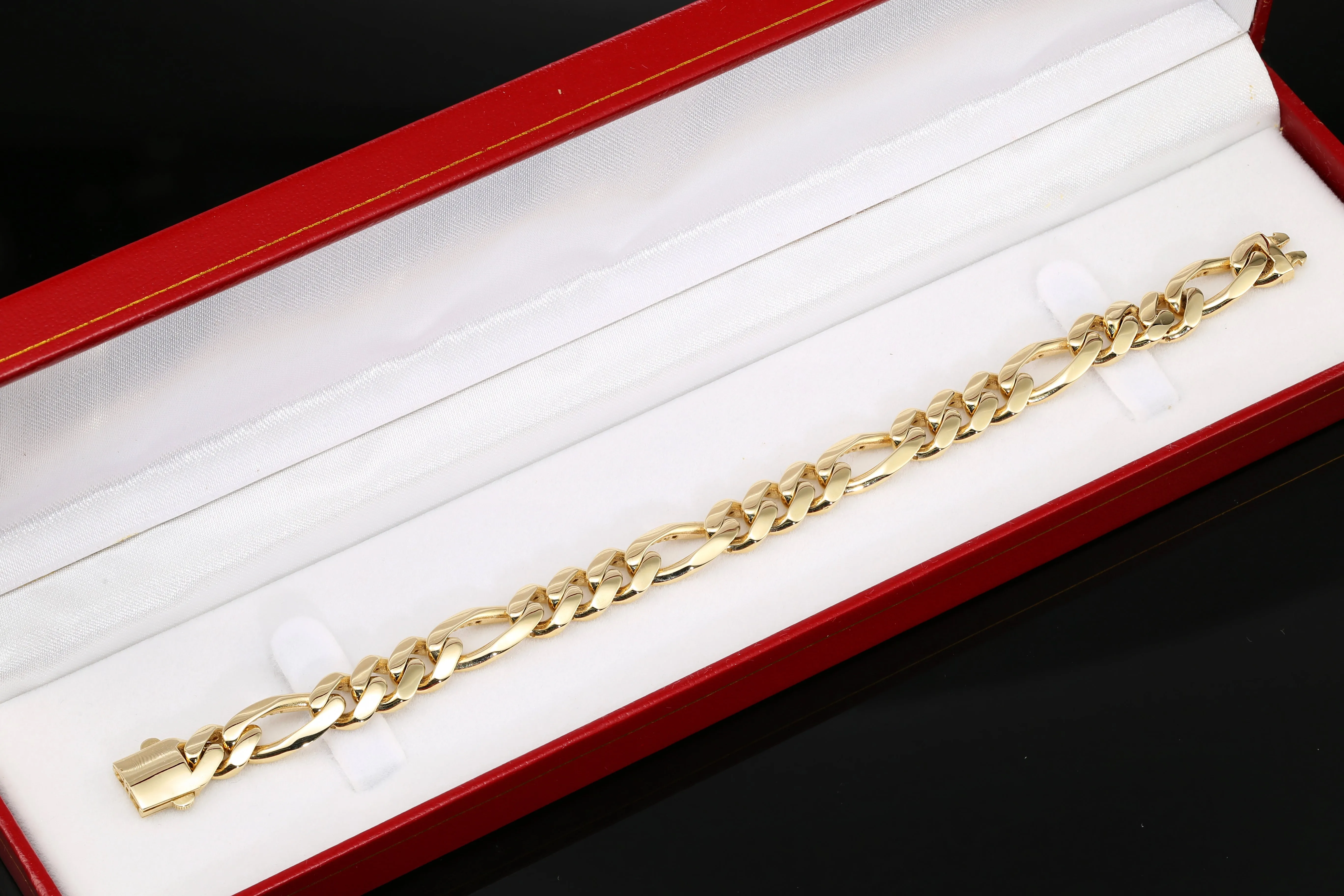 14K Yellow Gold Figaro Link Chain Bracelet, Sizes 7.5in-8.25in