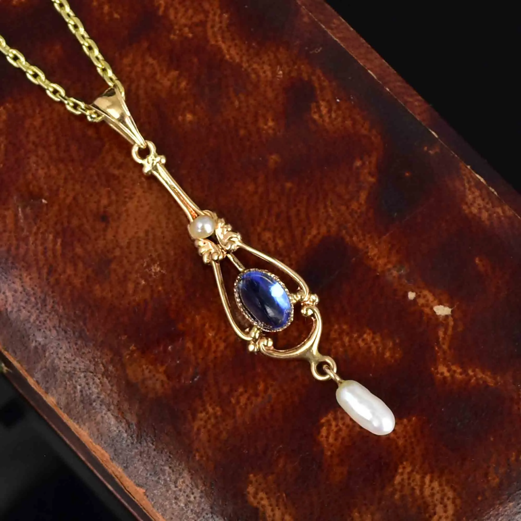 18K Gold Art Nouveau Blue Sapphire Pearl Lavaliere Necklace