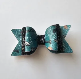 2 Tier NFL Eagles Bow