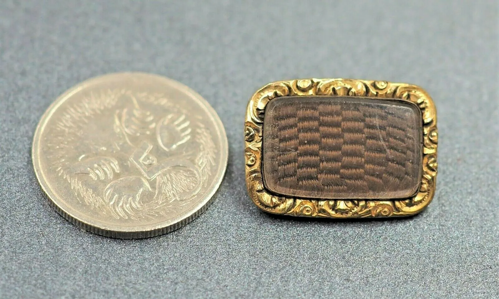 9ct Yellow Gold Woven Hair Antique Mourning Brooch