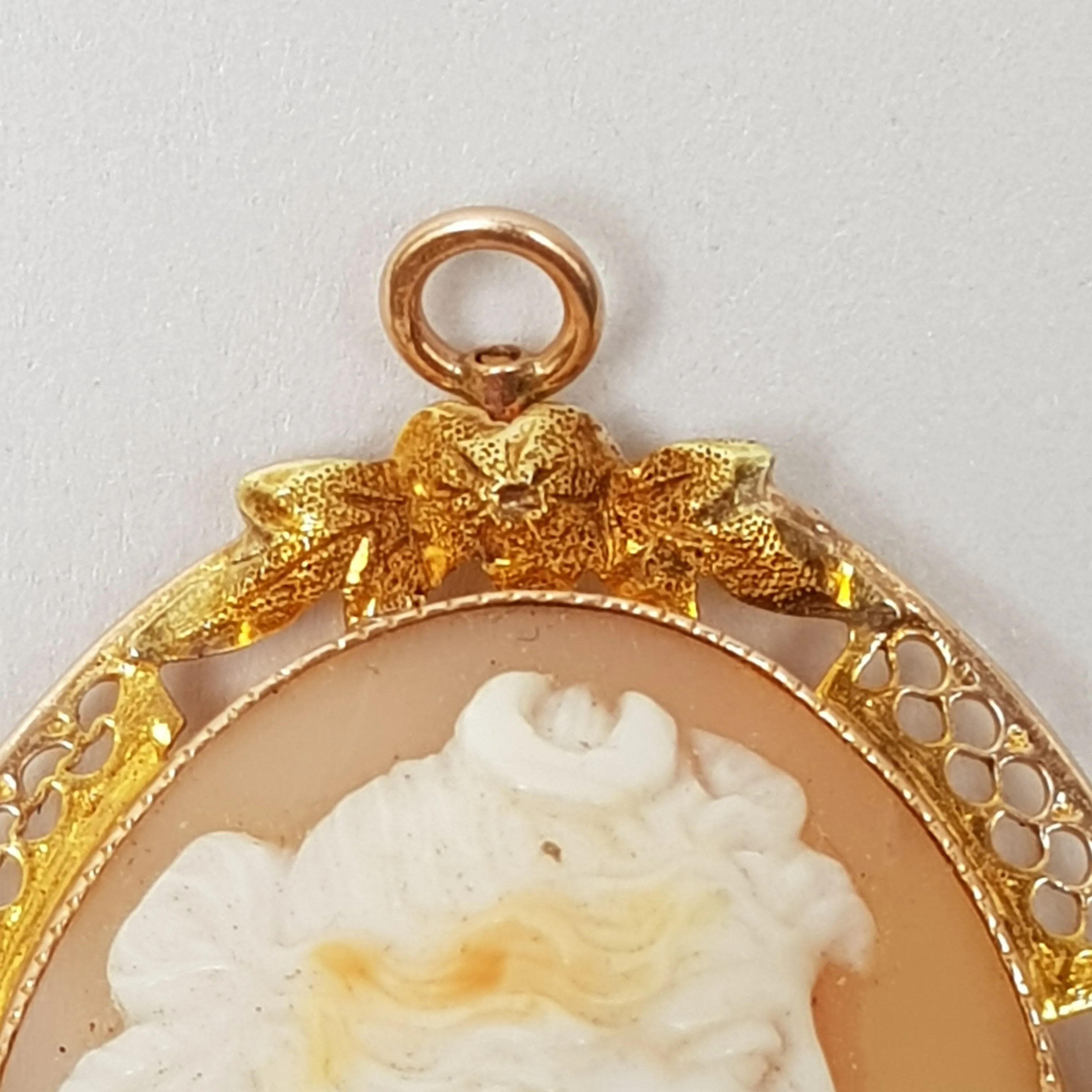 9k Gold Hand Carved Shell Cameo Brooch Pendant Nyx Goddess Of Night Antique Circa 1910