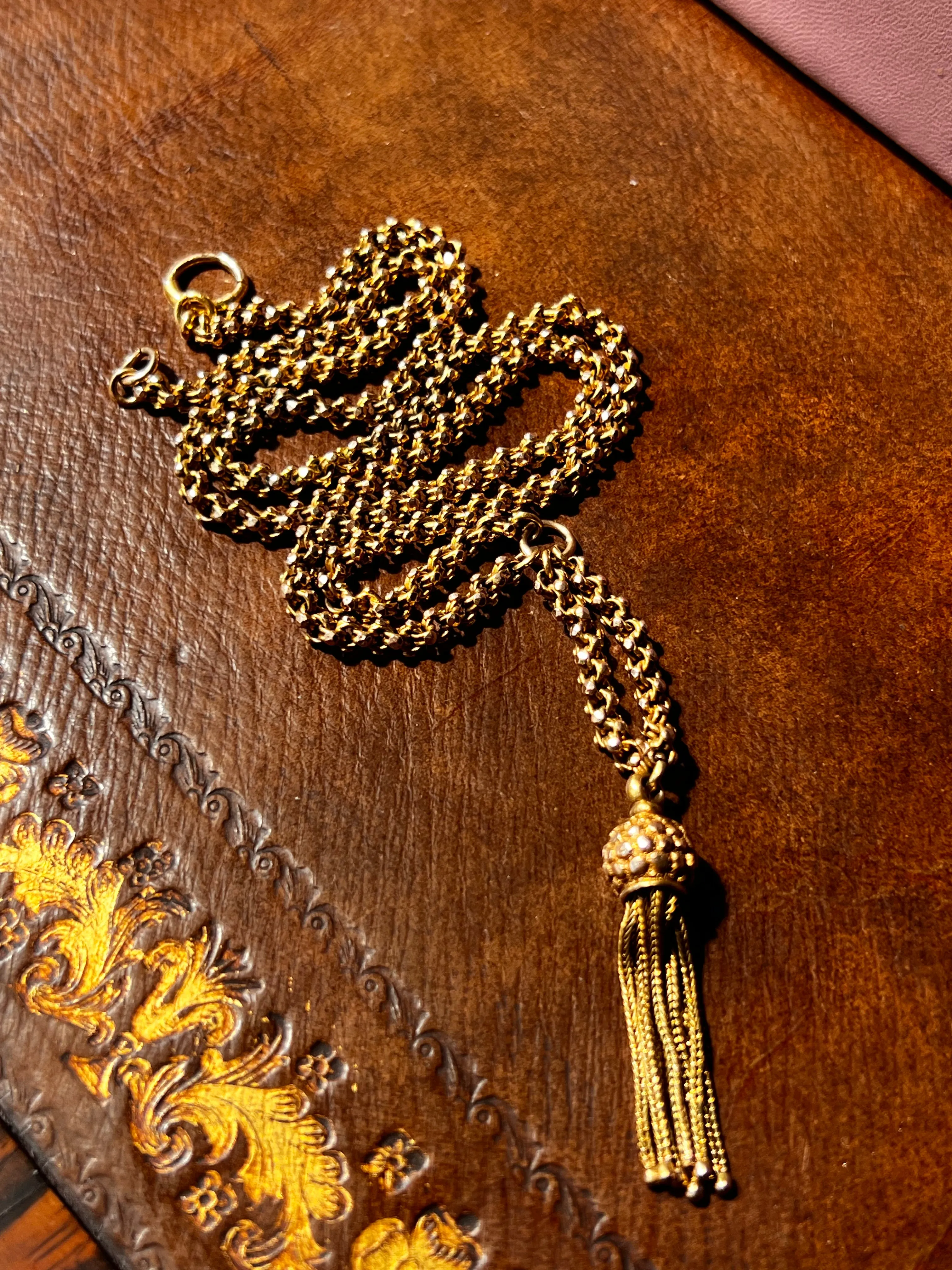 Archaeological Revival Tassel Chain C. 1870 15ct