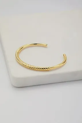 Bracelet - Tia Cuff - Gold