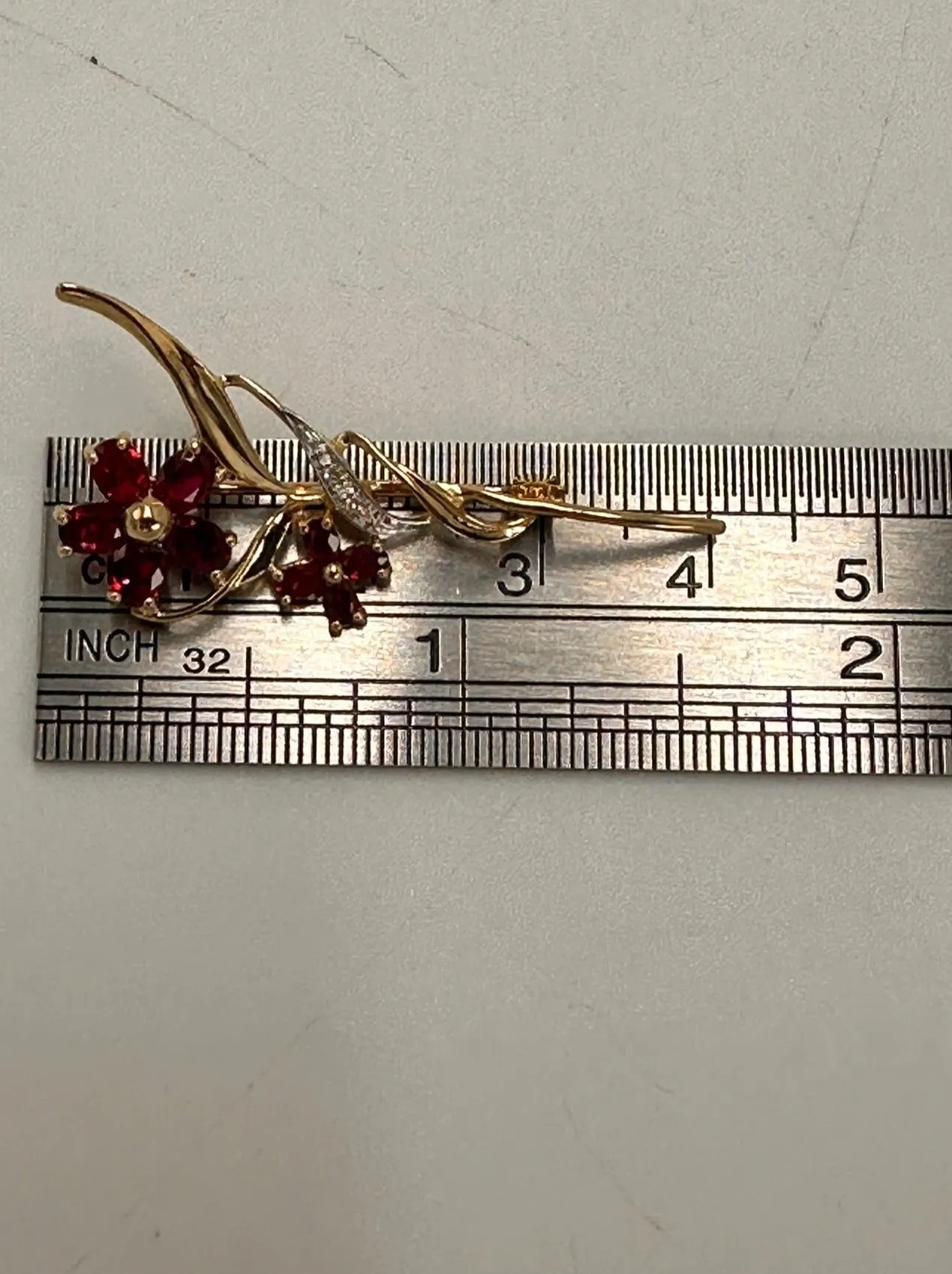 Elegant 9ct Yellow Gold Brooch with Synthetic Ruby & Diamonds Sustainable Luxury