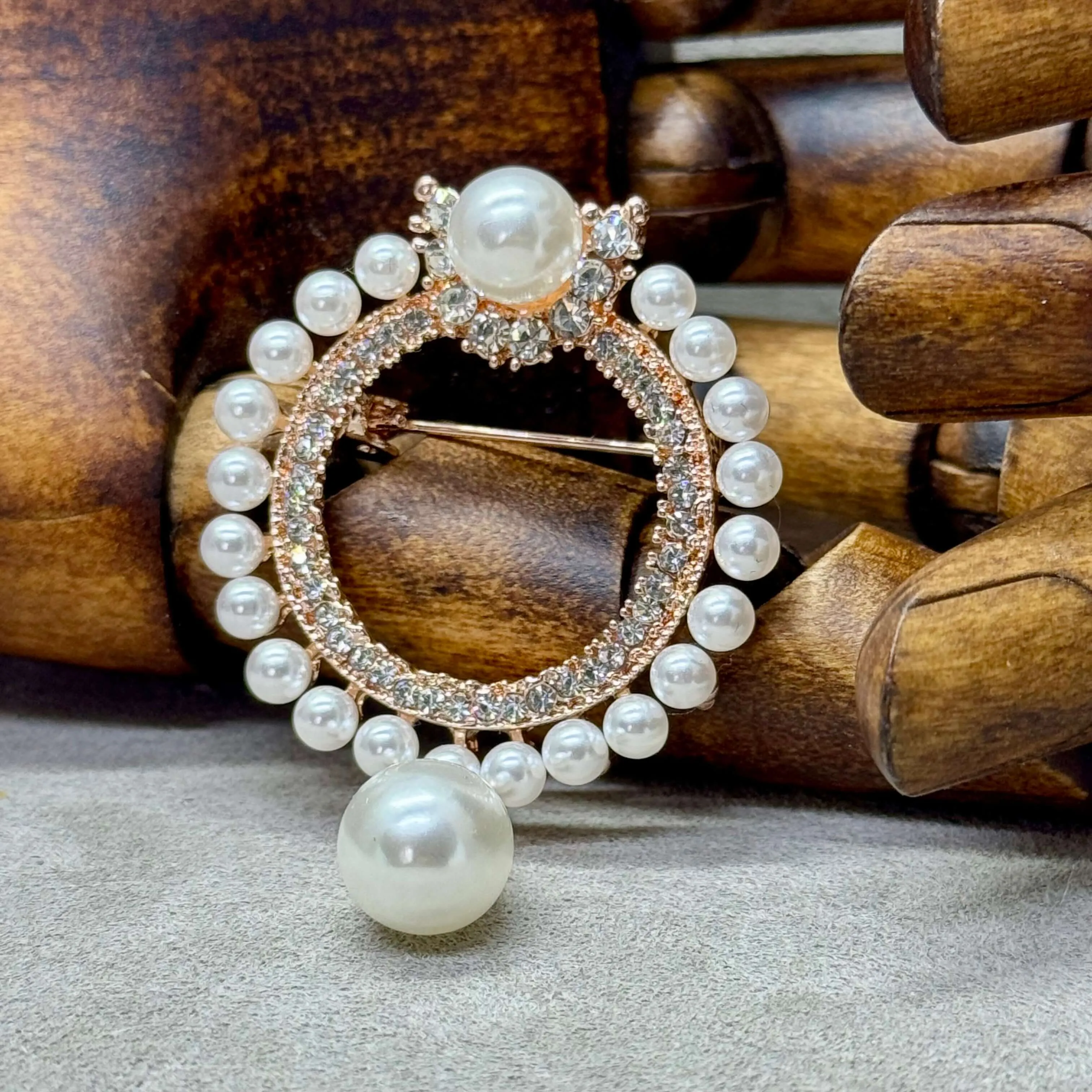 Heritage Style Faux Pearl Wreath Brooch