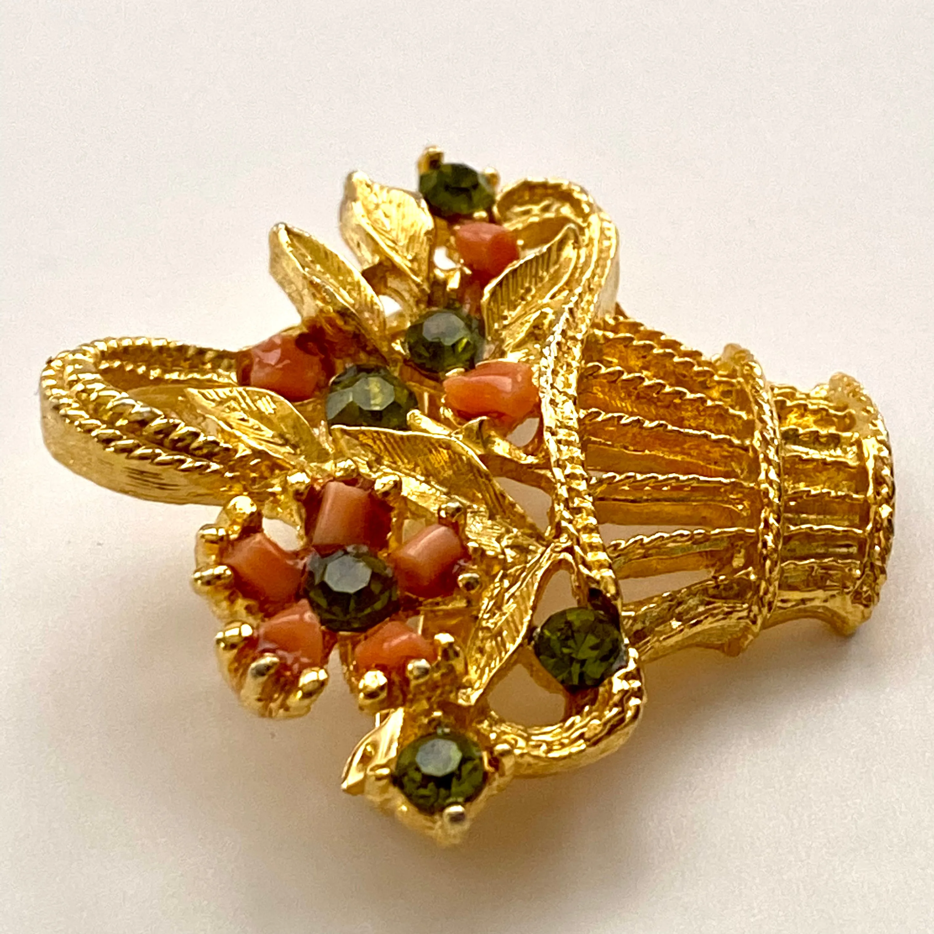 Late 70s/ Early 80s Floral Basket Brooch