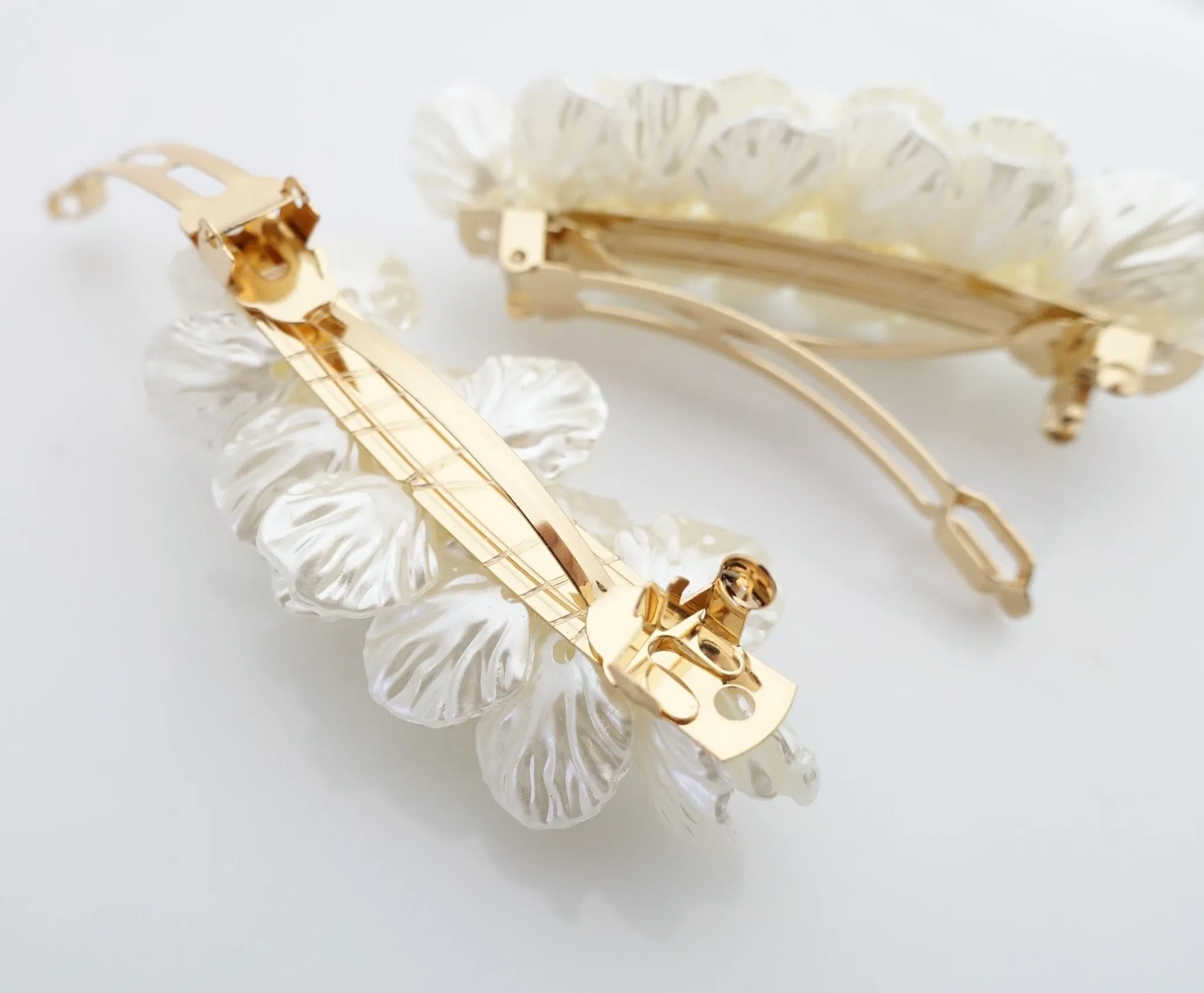 Pearl in the shell decorated french hair barrette women hair accessories