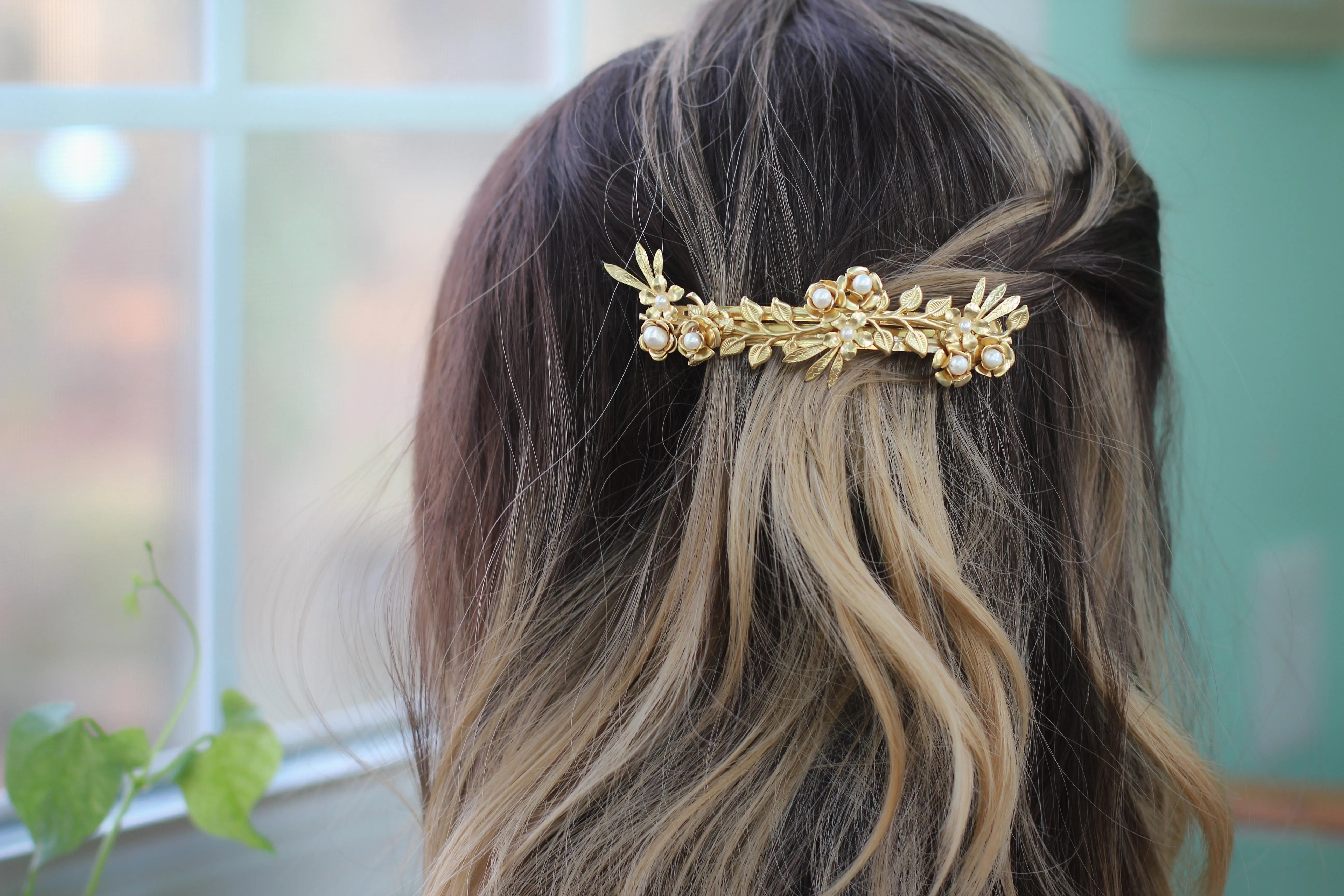 Preorder* Flora Floral Barrette