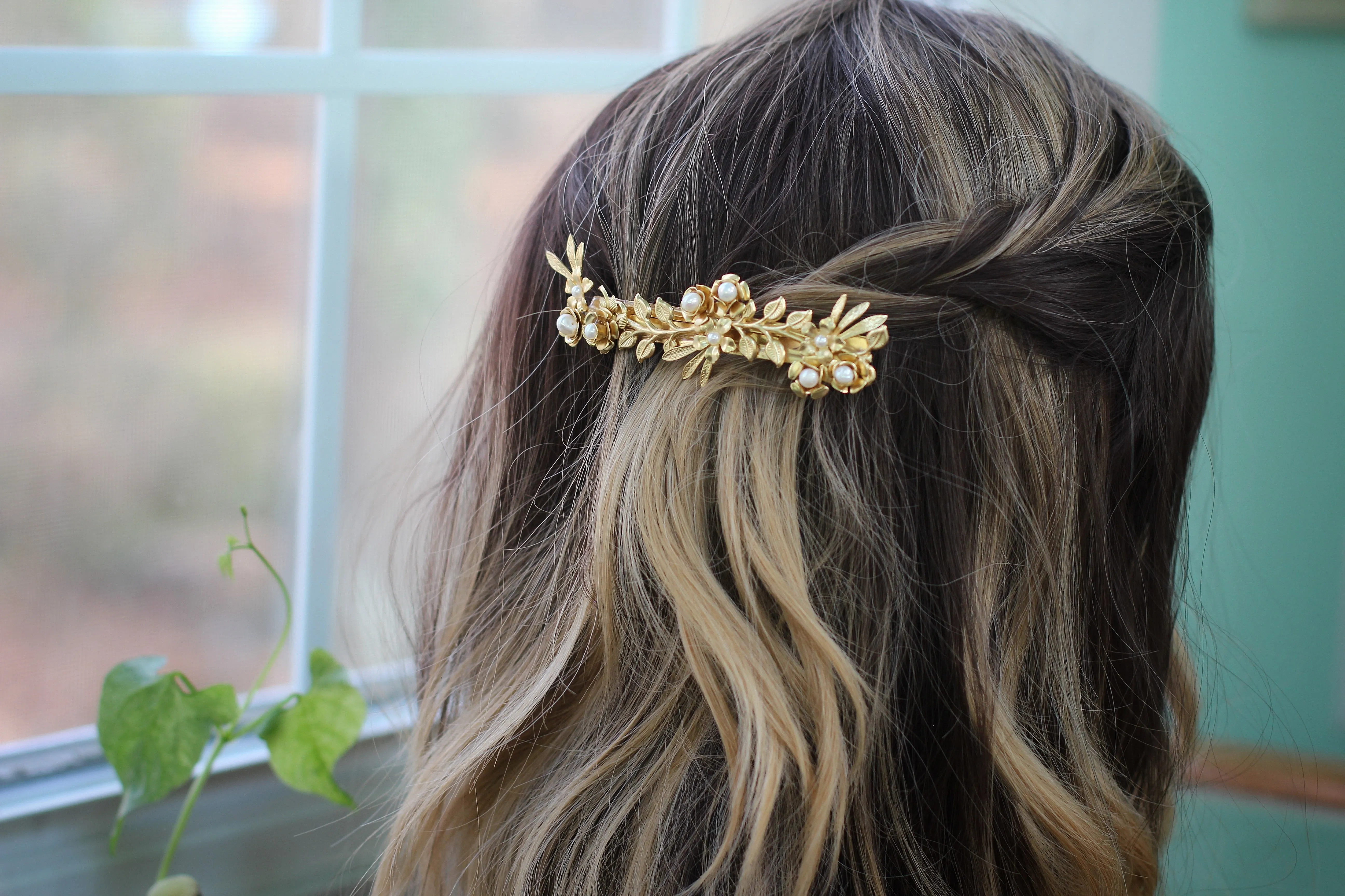 Preorder* Flora Floral Barrette