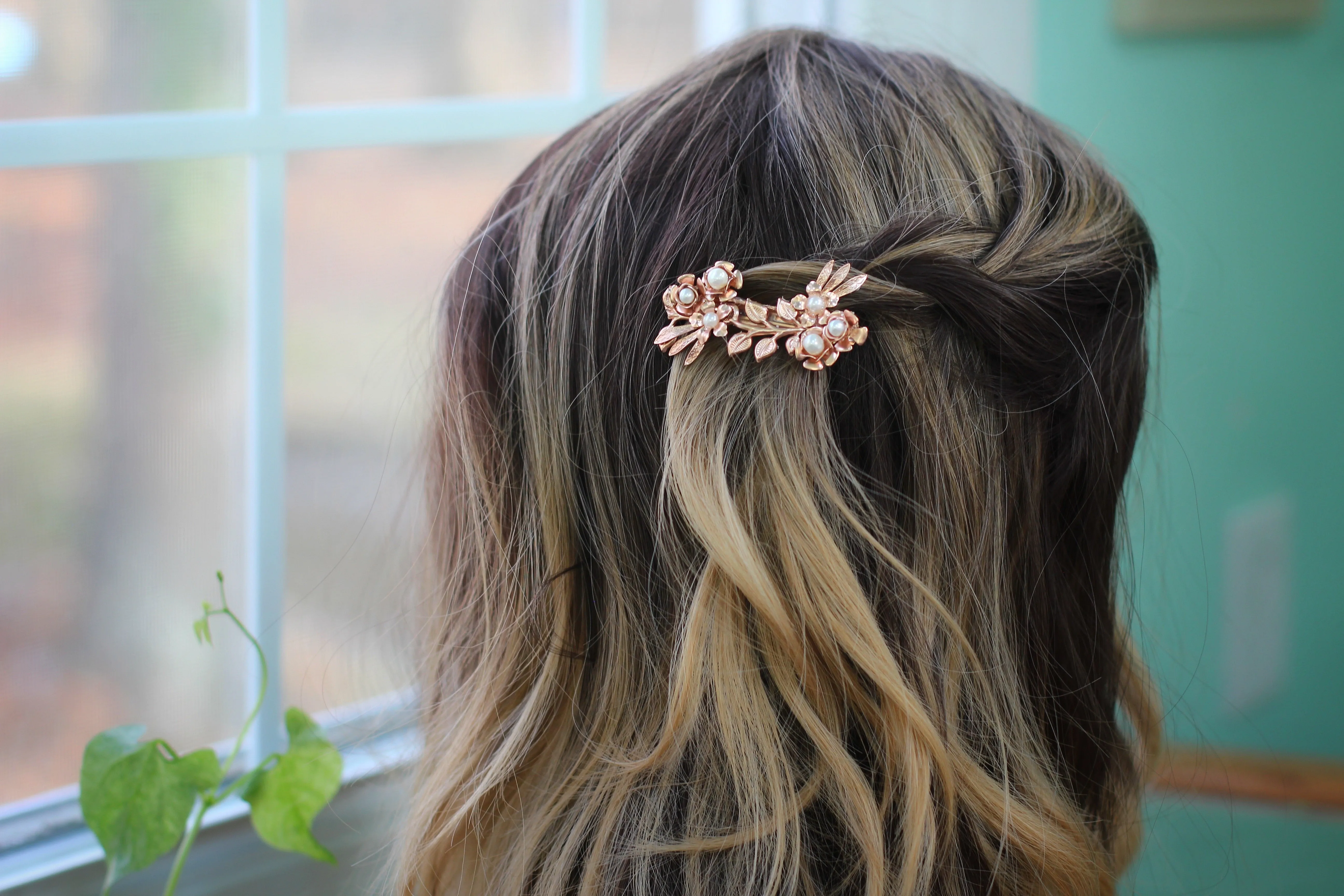 Preorder * Mini Flora Floral Barrette