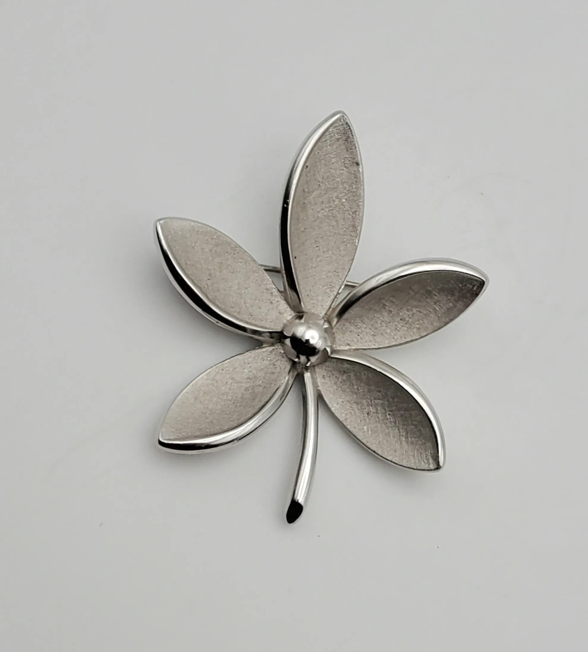 Trifari - Vintage Silver Tone Leaf Brooch