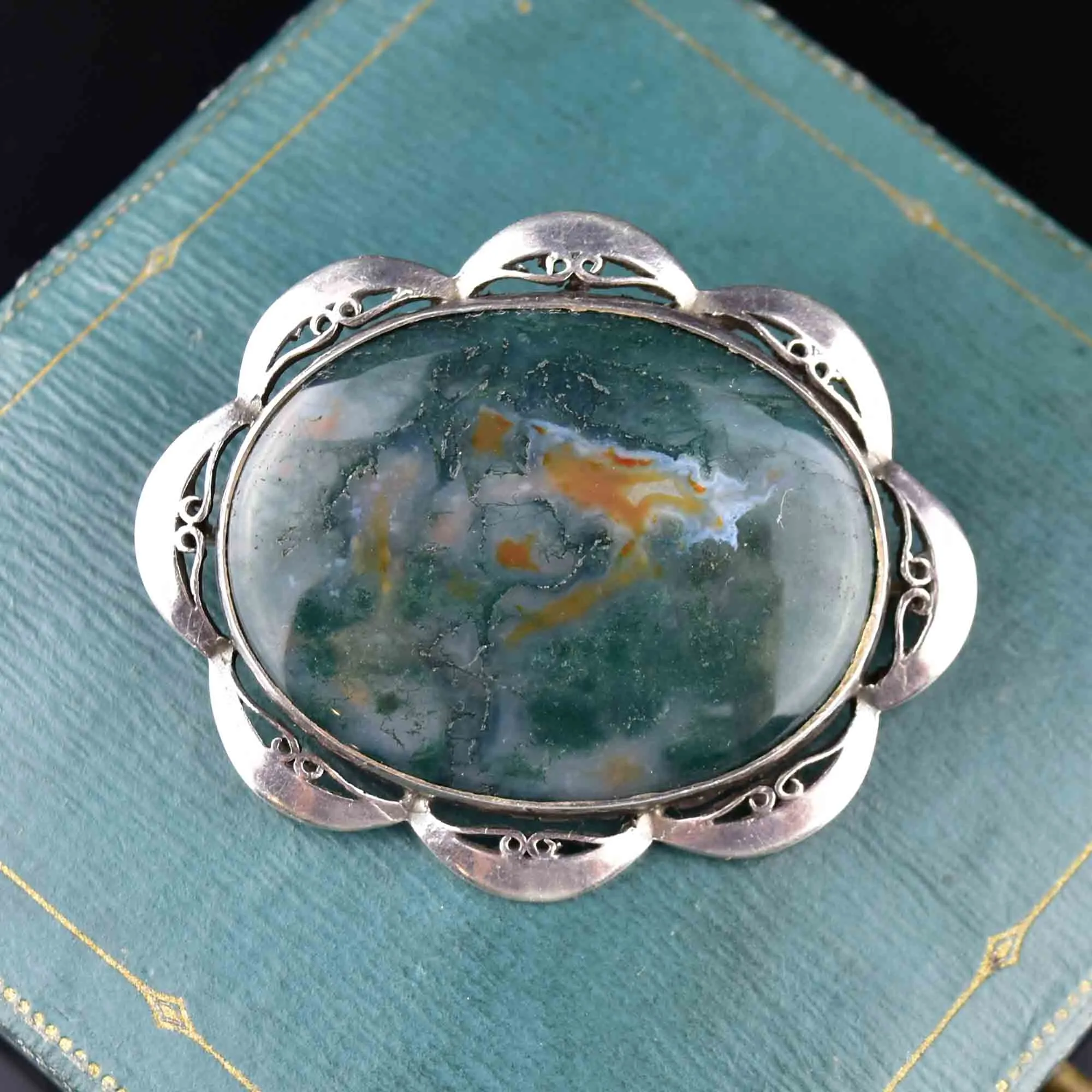 Vintage Silver Scottish Moss Agate Brooch